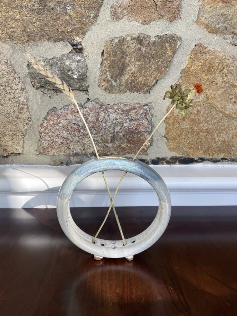 Infinity Circle Vase (2)