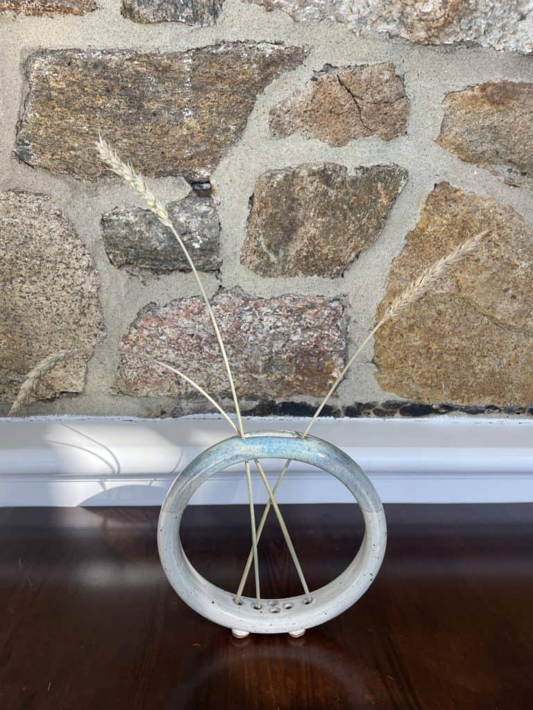 Infinity Circle Vase (1)