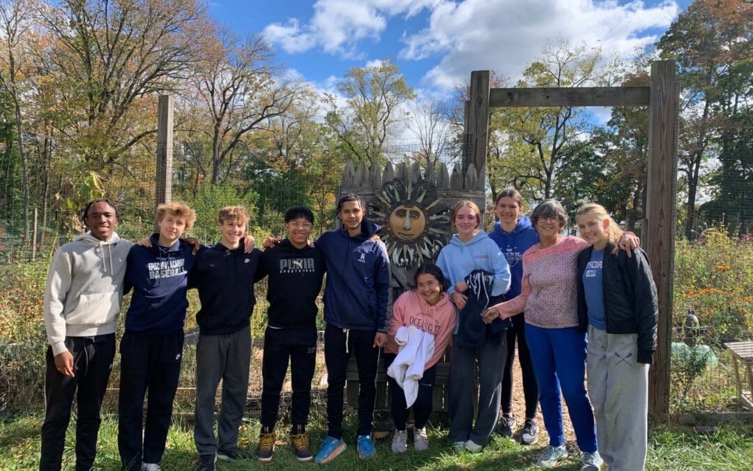 Episcopal Academy Students help in Good News Garden